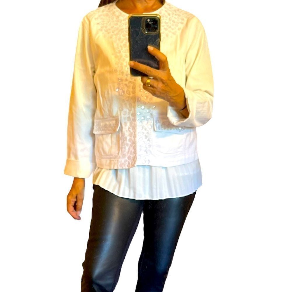 CHICO’S PLATINUM White Embellished Cotton Blazer Jacket.Size 1